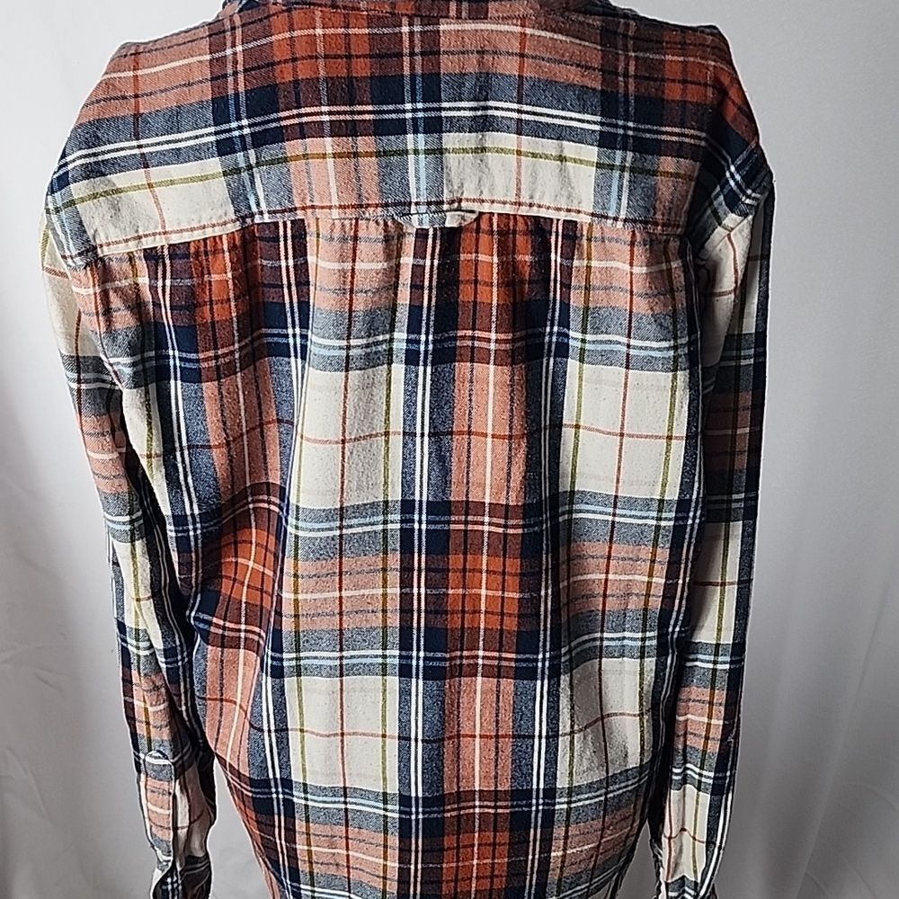 Classic Red Flannel Button Up Shirt Size M - Picture 5 of 6